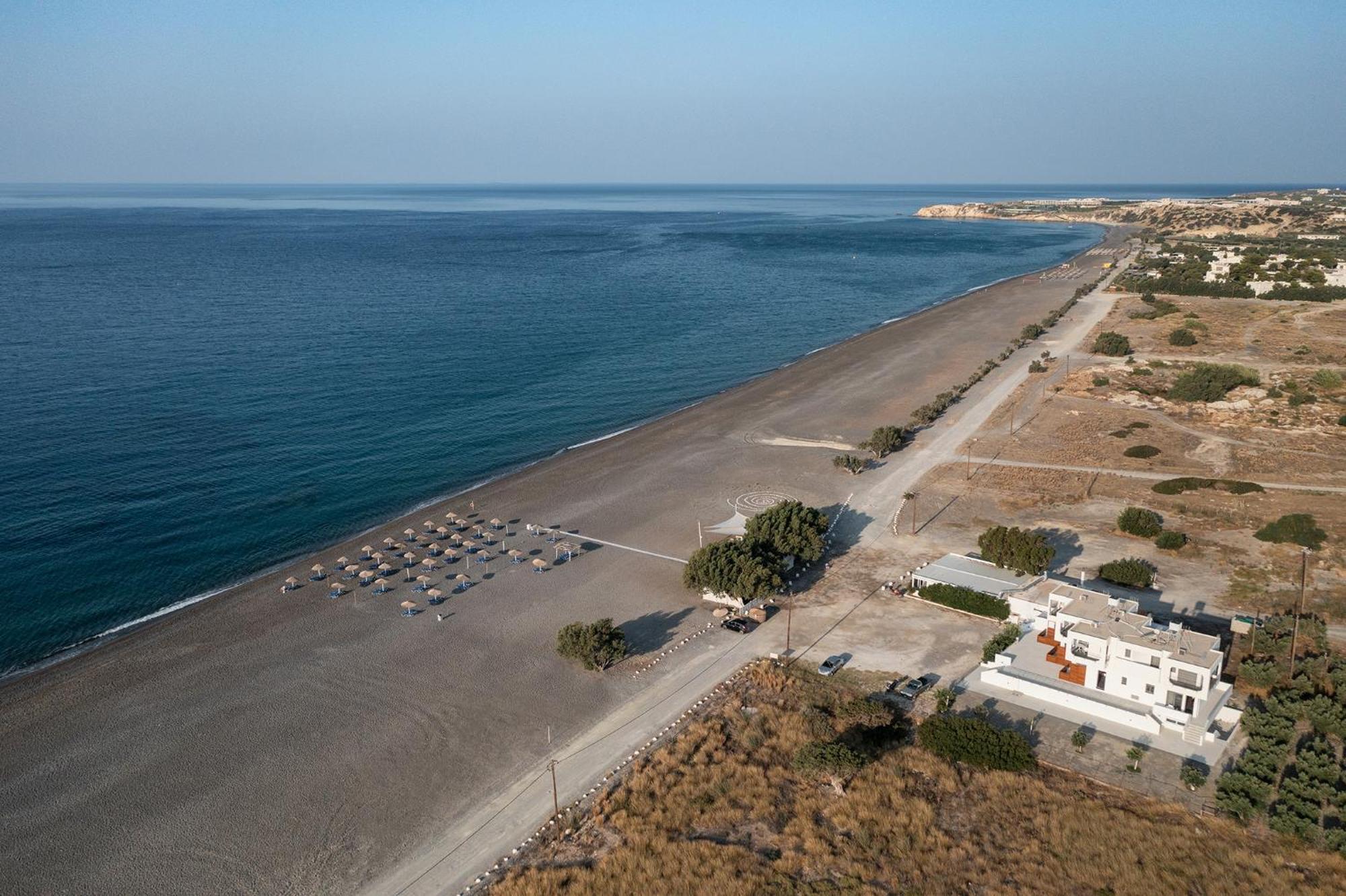 Long Beach Resort Ierápetra Buitenkant foto
